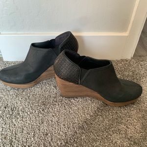 DrScholls black wedge shoe size 7 1/2